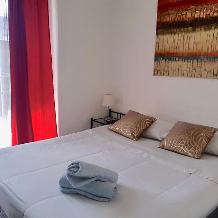 San Cristobal Rooms ซานติอาโก ภายนอก รูปภาพ